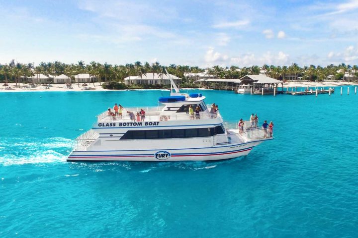 a small boat in a body of water