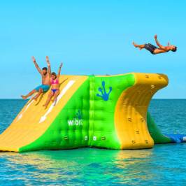 a small boat in a body of water