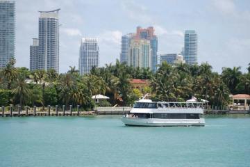 Miami Boat Tours - Sightseeing Cruise - Wannado Tours