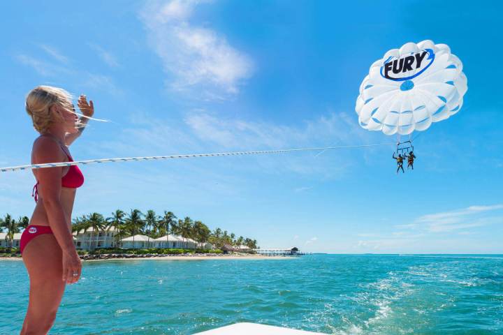 Parasailing in Key West, Fl - Wannado Tours