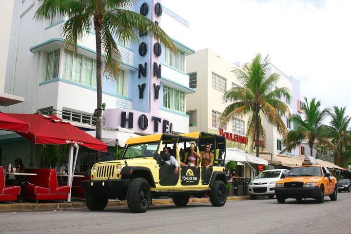 a truck is parked in front of a building