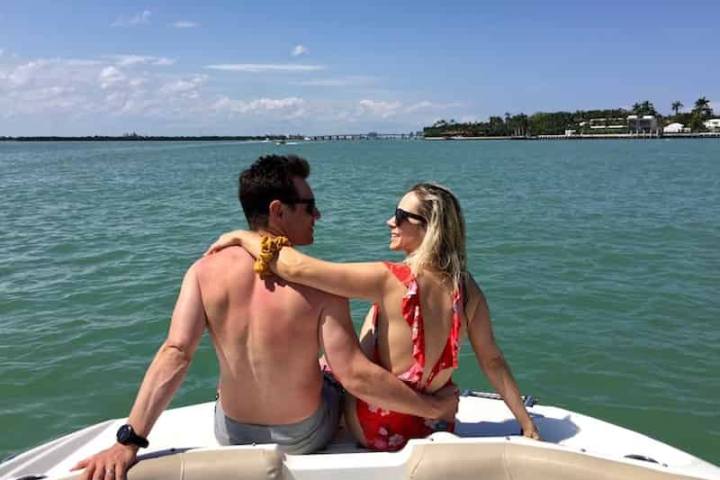 Private-VIP-Miami-Speedboat-Tour - Wannado Tours