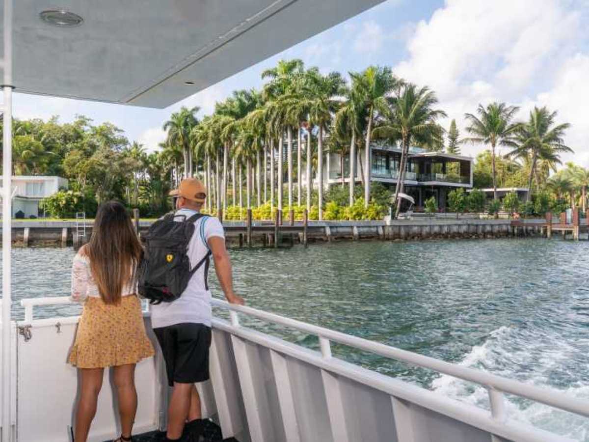Miami 90-minute Skyline Cruise - Wannado Tours