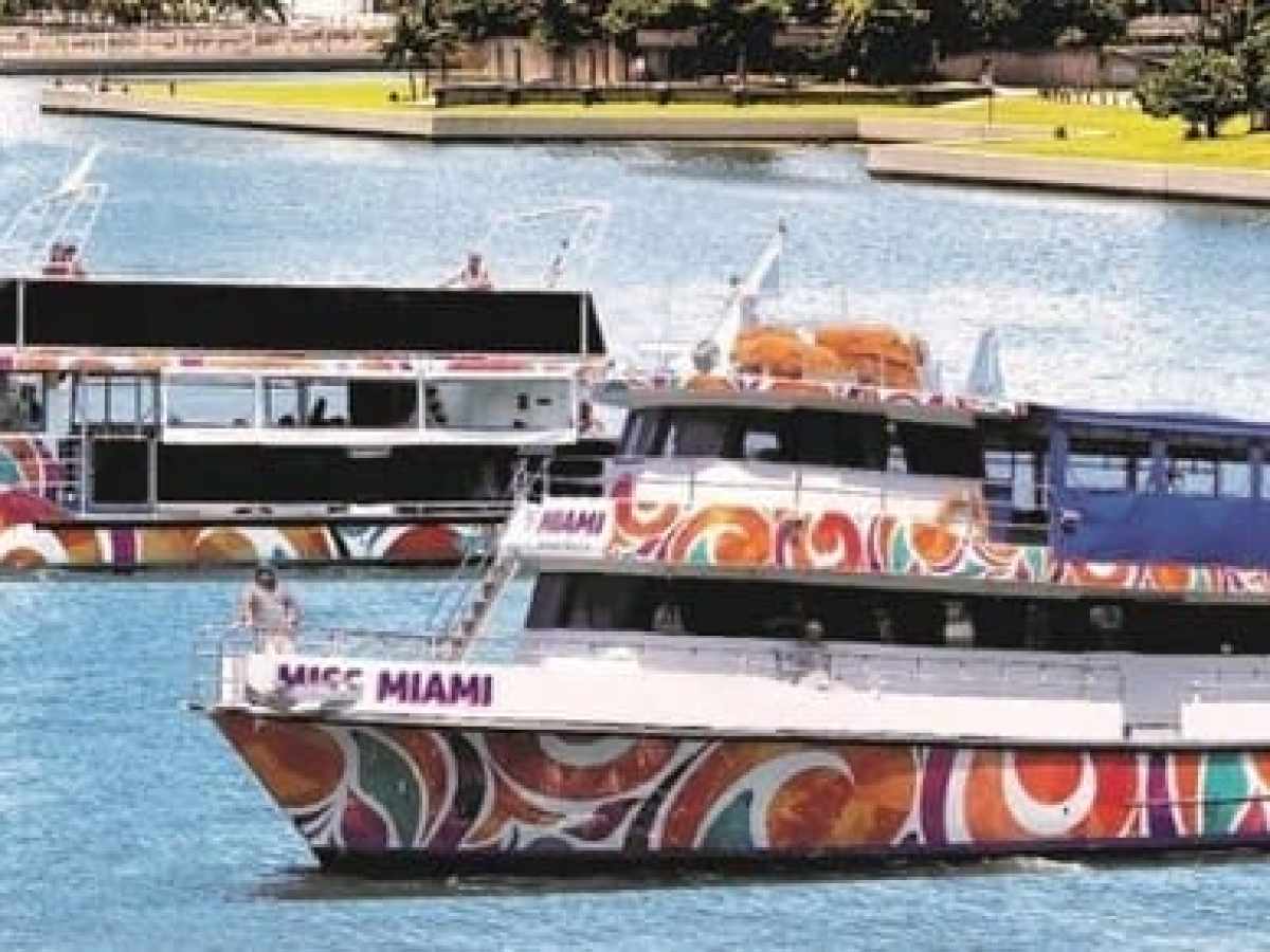 Miami Skyline Cruise - Wannado Tours.