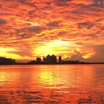 Sunset Cruise Miami - Wannado Tours