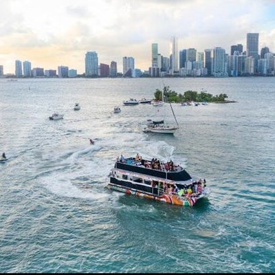 Miami Boat Tour - SIghtseeing Cruises Miami - Wannado Tours