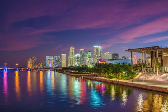 Miami Night Cruise - Wannado Tours
