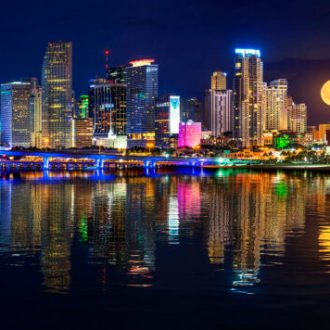 Miami Night Cruise - Wannado Tours